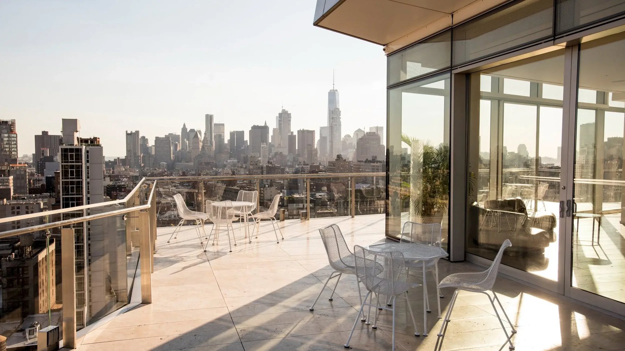 StndEV_Penthouse_ChrisLeaman_September_2016_03+29+29